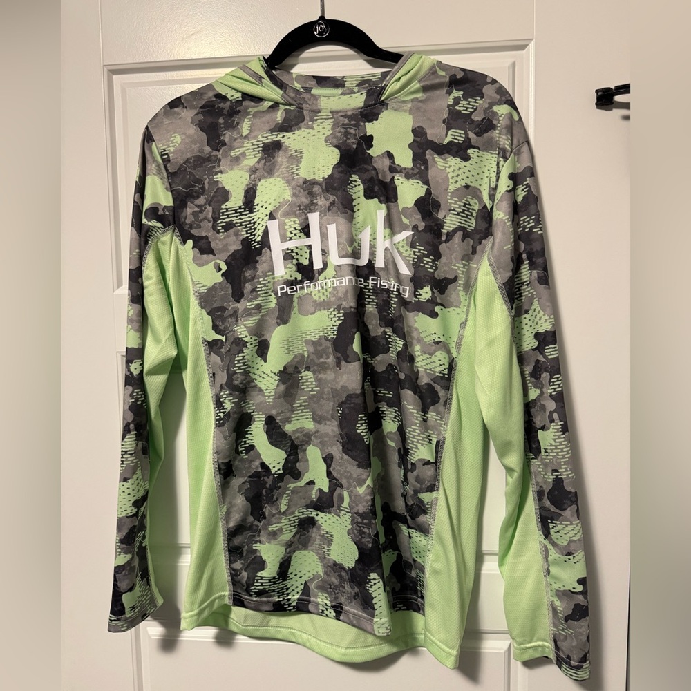 Huk performance lightweight sun UV hoodie